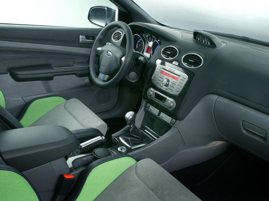  Ford Focus RS 2009 года  (фото 73 из 105)